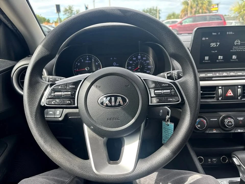 2021 Kia Forte - Image 6 of 12