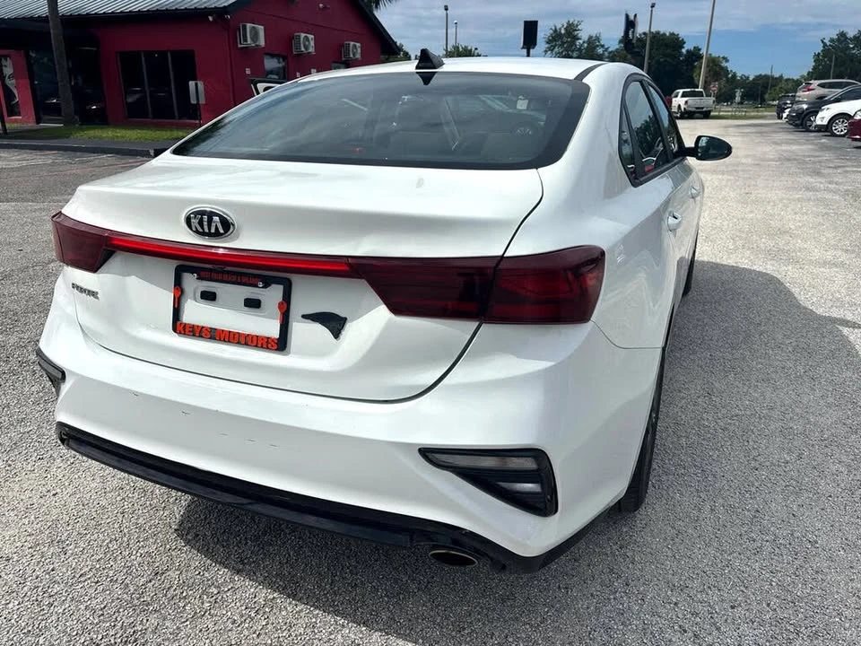 2021 Kia Forte - Image 4 of 12