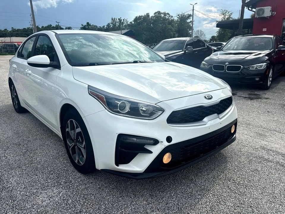 2021 Kia Forte - Image 2 of 12