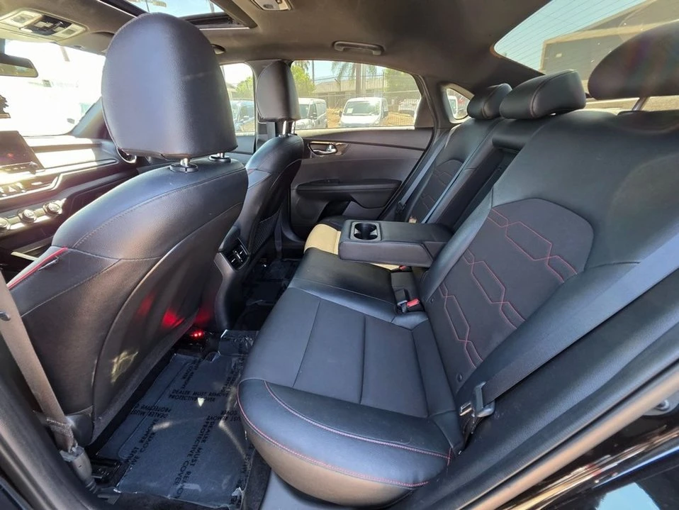 2021 Kia Forte - Image 15 of 19