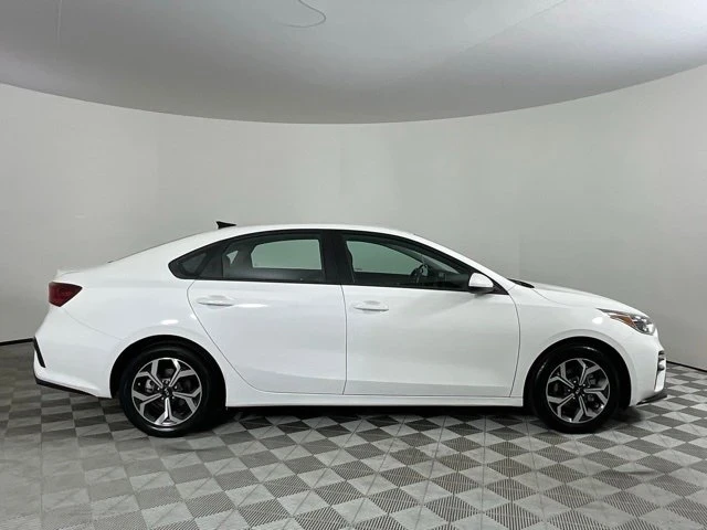 2021 Kia Forte - Image 4 of 20