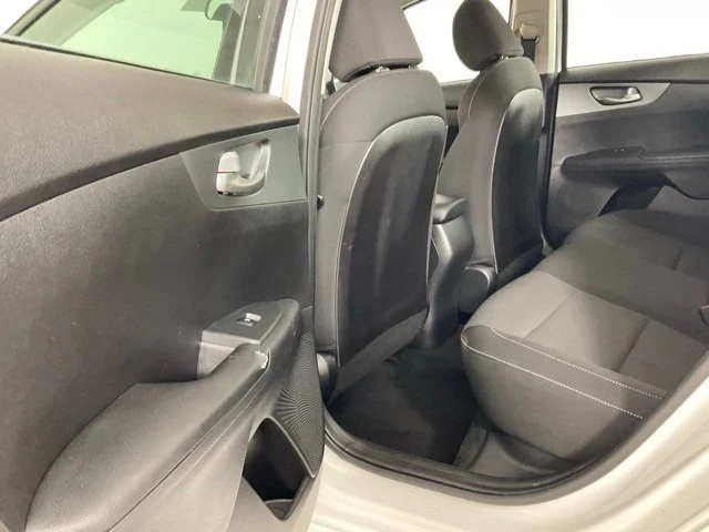 2021 Kia Forte - Image 14 of 20