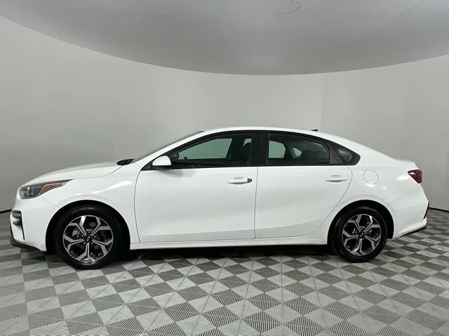 2021 Kia Forte - Image 8 of 20