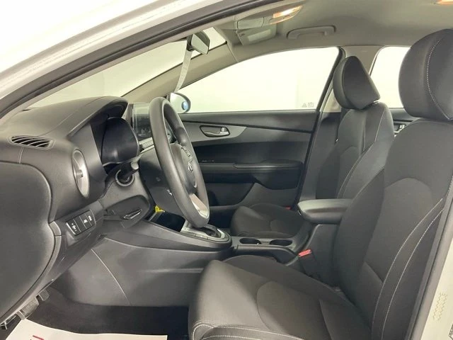 2021 Kia Forte - Image 10 of 20