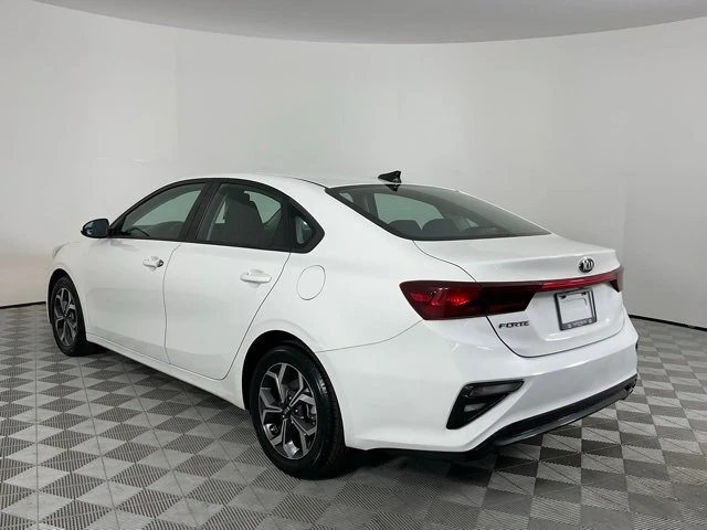 2021 Kia Forte - Image 7 of 20