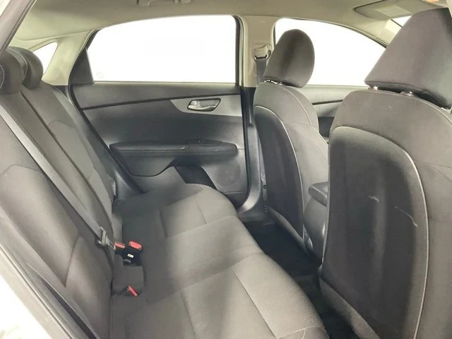 2021 Kia Forte - Image 19 of 20