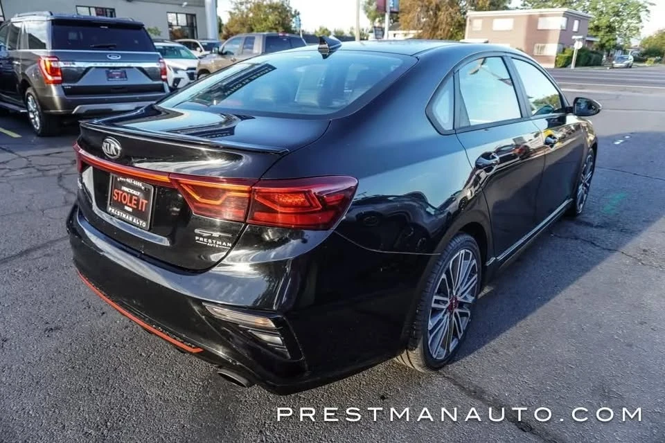 2021 Kia Forte - Image 4 of 8