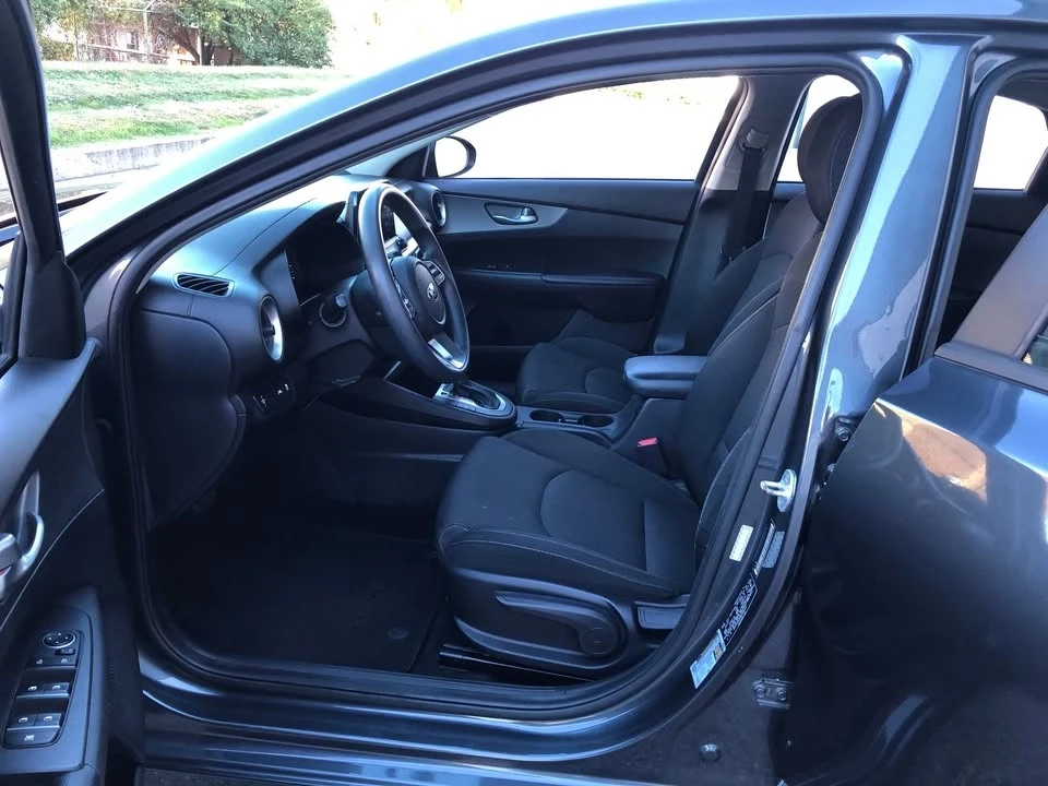 2021 Kia Forte - Image 10 of 20
