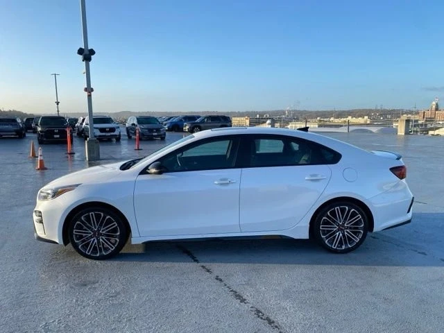 2021 Kia Forte - Image 5 of 9