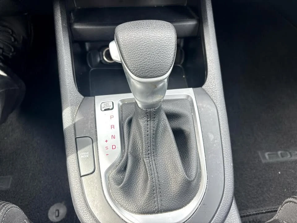 2021 Kia Forte - Image 11 of 12