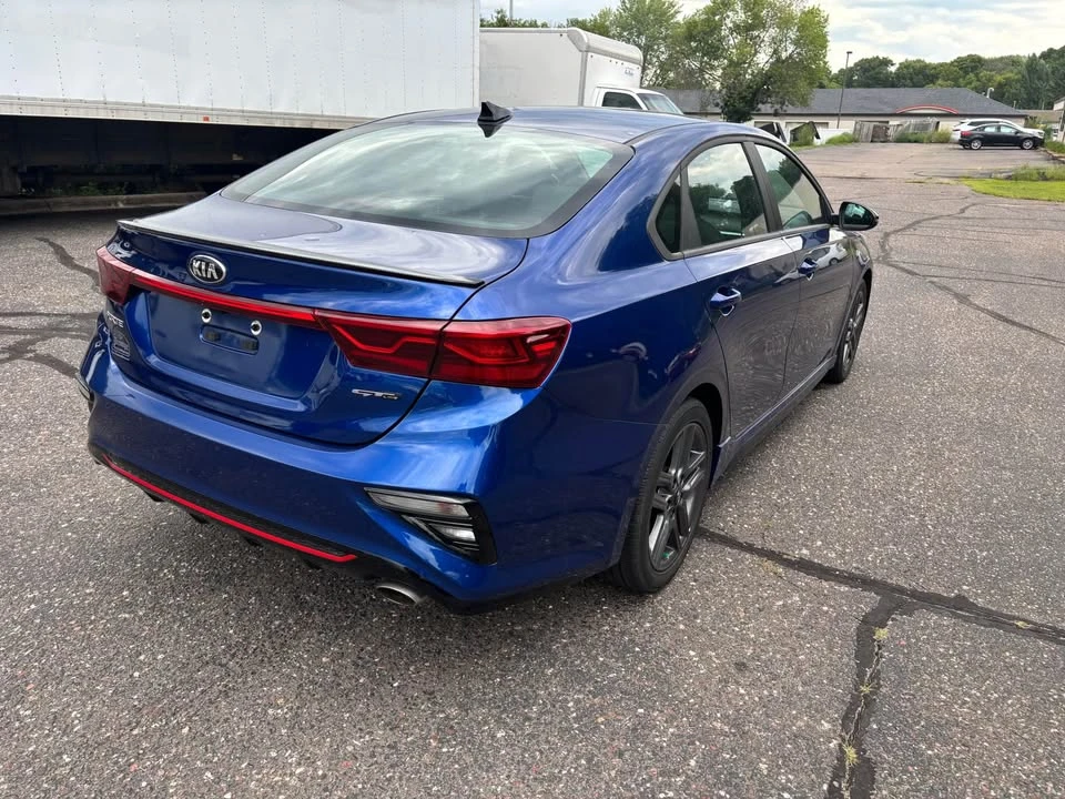 2021 Kia Forte - Image 5 of 13