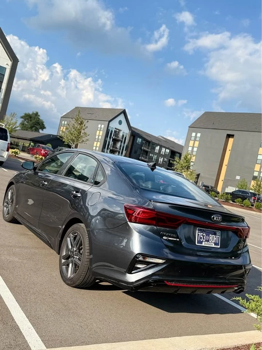 2021 Kia Forte - Image 3 of 17