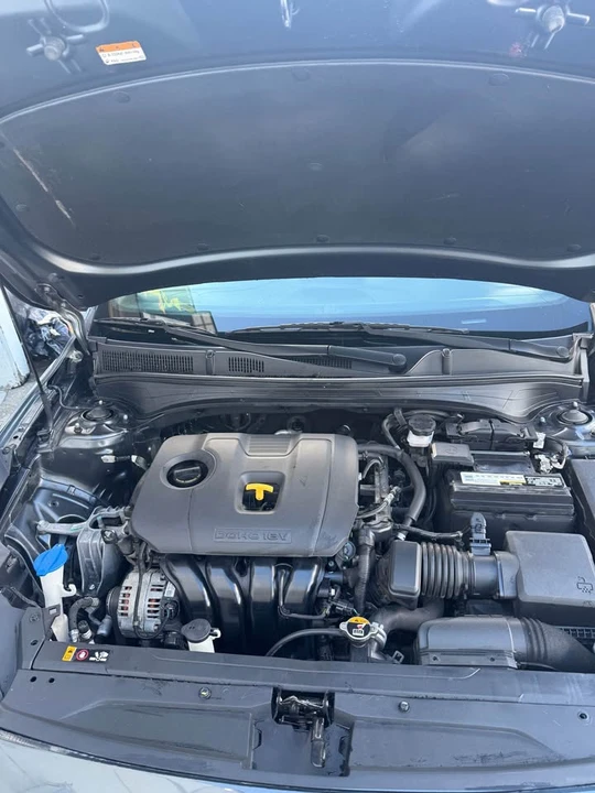 2021 Kia Forte - Image 10 of 17