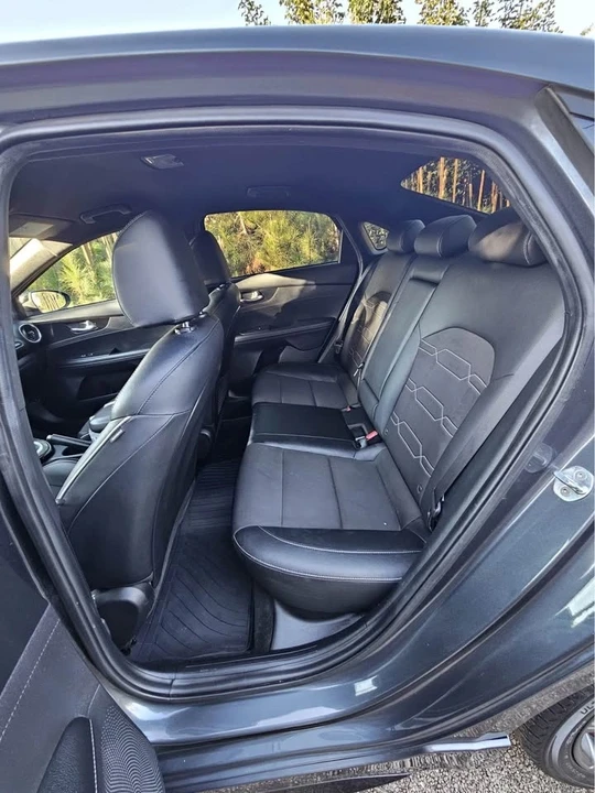 2021 Kia Forte - Image 7 of 9
