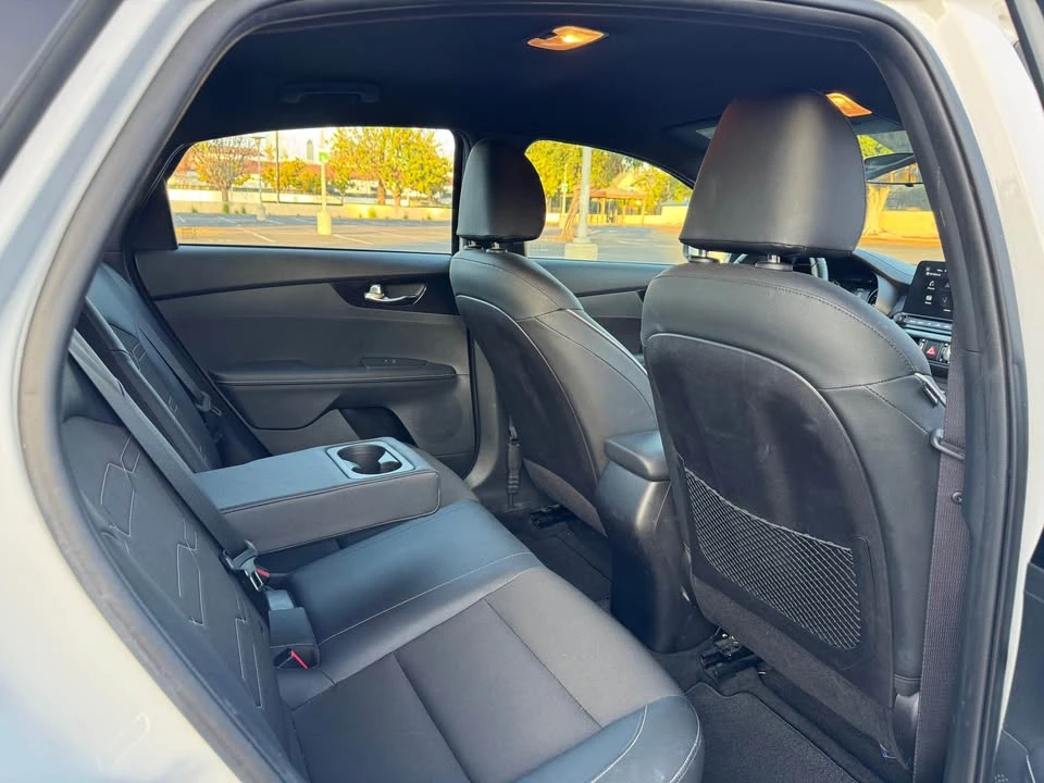 2021 Kia Forte - Image 15 of 20