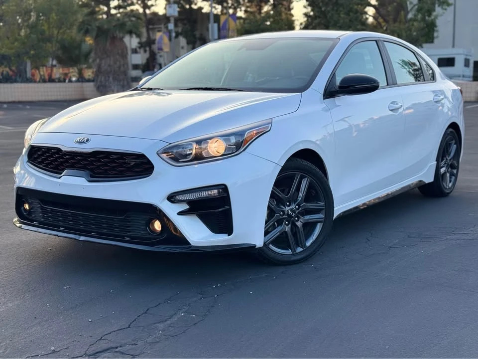 2021 Kia Forte - Image 16 of 20