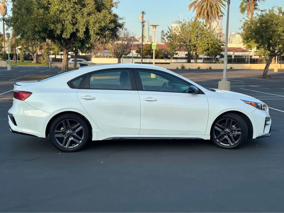 2021 Kia Forte - Image 7 of 20