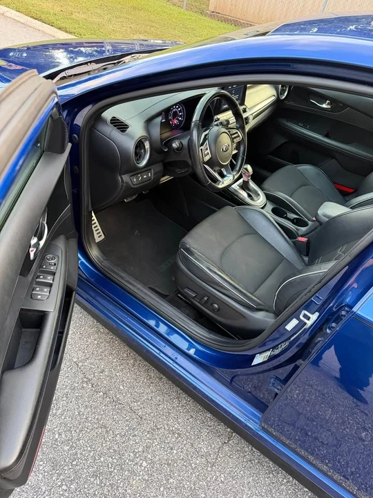 2021 Kia Forte - Image 10 of 13