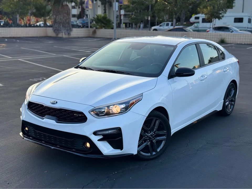 2021 Kia Forte - Image 2 of 20
