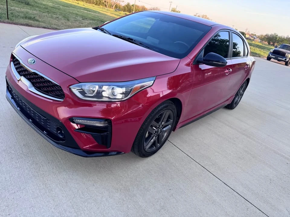 2021 Kia Forte - Image 5 of 15