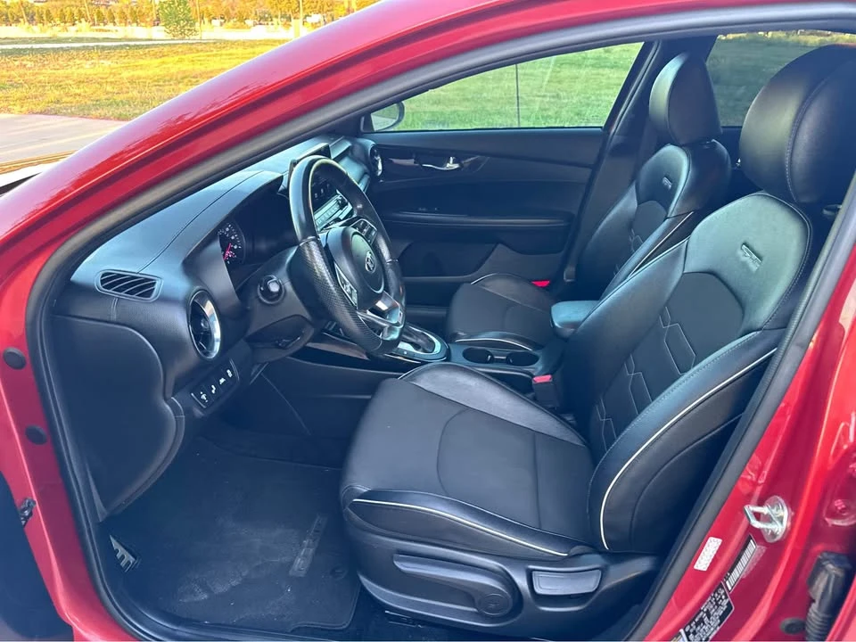 2021 Kia Forte - Image 8 of 15