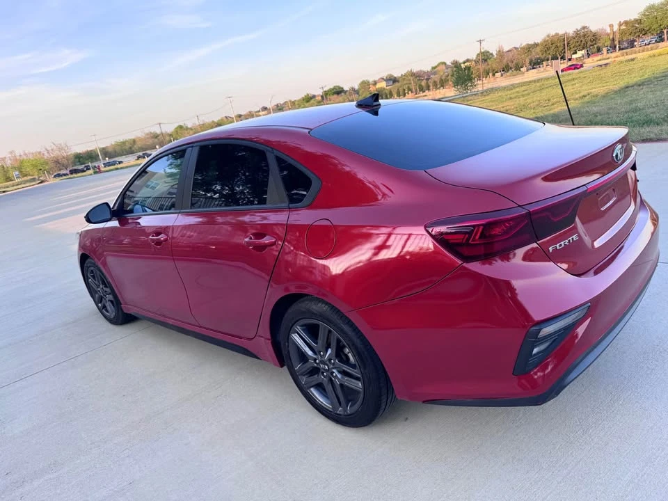 2021 Kia Forte - Image 6 of 15