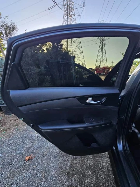2021 Kia Forte - Image 4 of 12