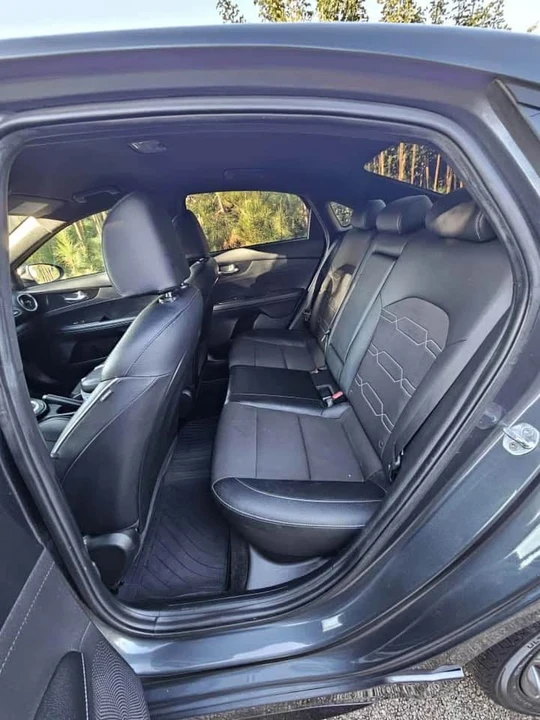 2021 Kia Forte - Image 9 of 12