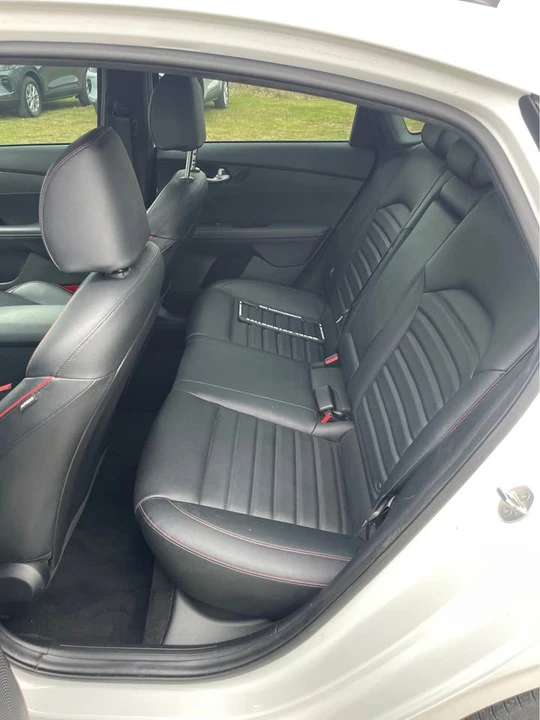 2021 Kia Forte - Image 8 of 16