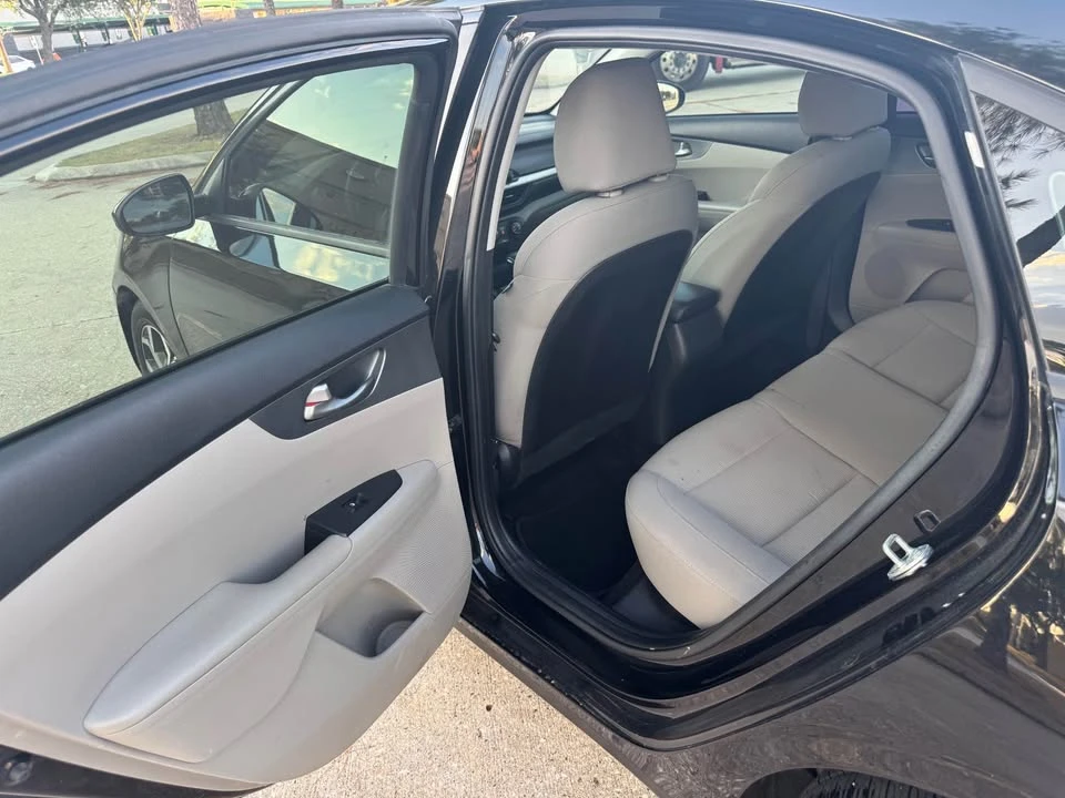 2021 Kia Forte - Image 9 of 9