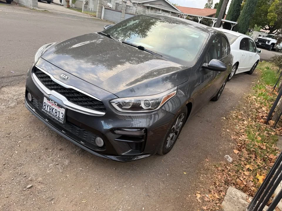 2021 Kia Forte - Image 5 of 9