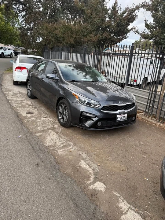 2021 Kia Forte - Image 6 of 9