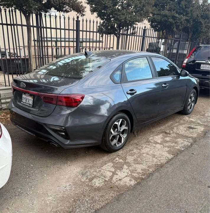 2021 Kia Forte - Image 3 of 5