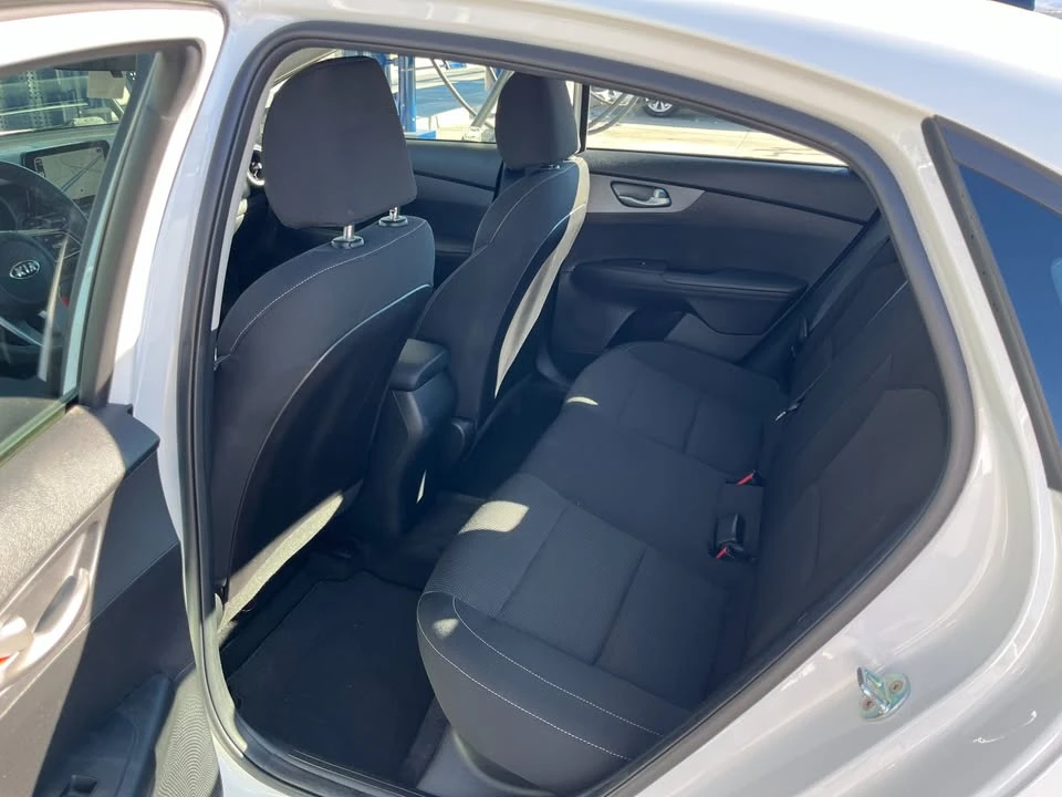 2021 Kia Forte - Image 7 of 10