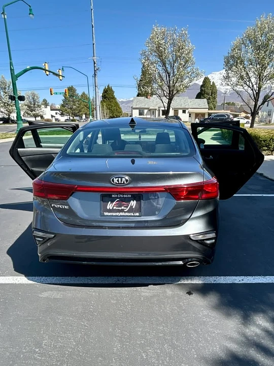 2021 Kia Forte - Image 8 of 15
