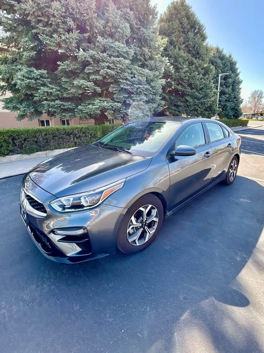 2021 Kia Forte - Image 4 of 15