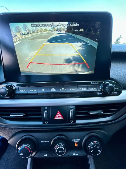 2021 Kia Forte - Image 13 of 15