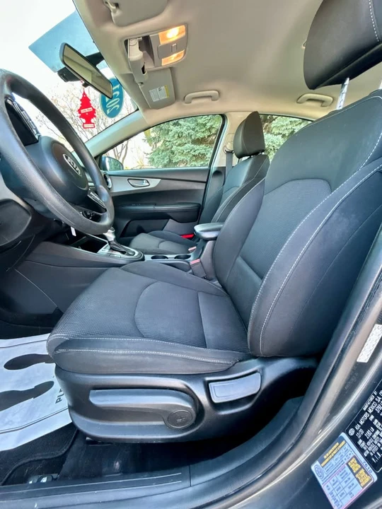 2021 Kia Forte - Image 14 of 15