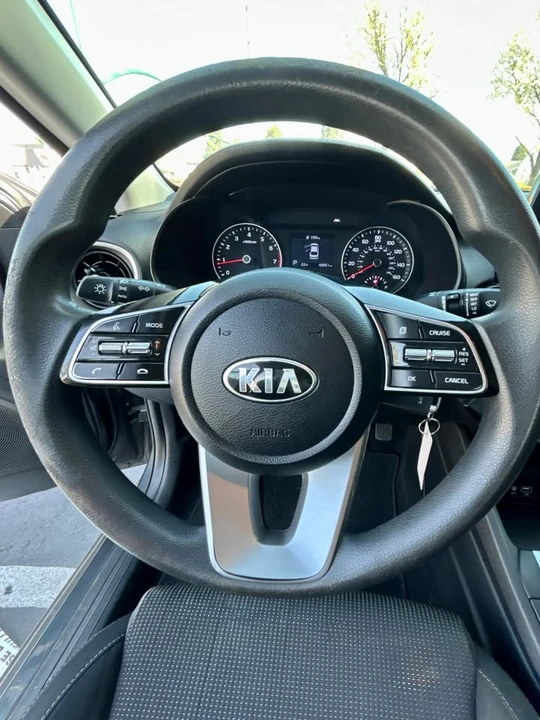 2021 Kia Forte - Image 11 of 15