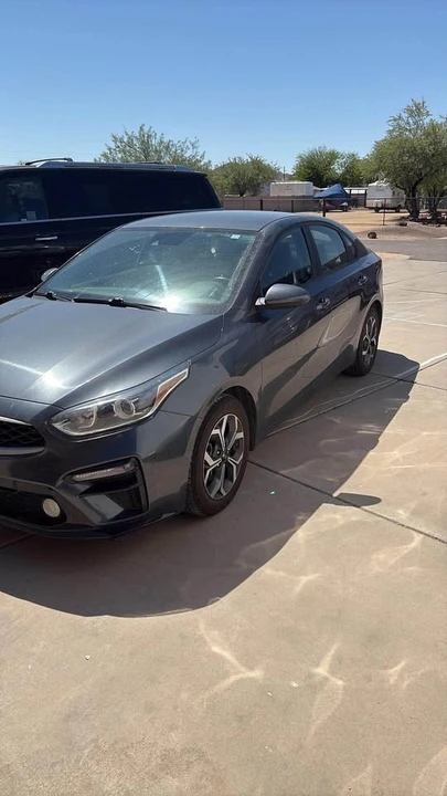 2021 Kia Forte - Image 2 of 9