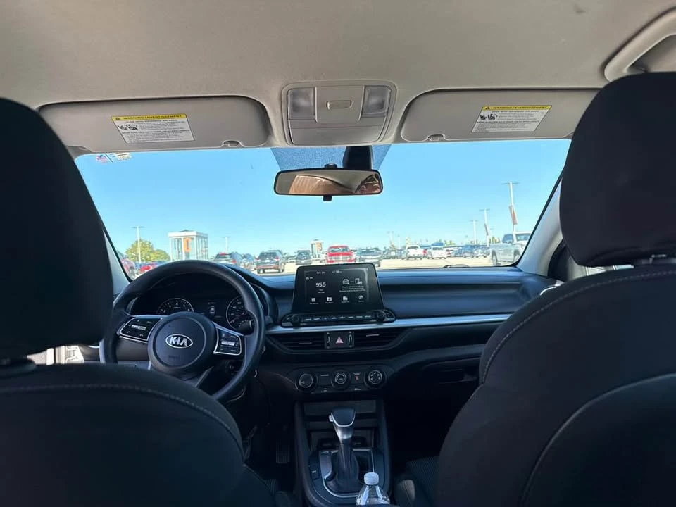 2021 Kia Forte - Image 12 of 13