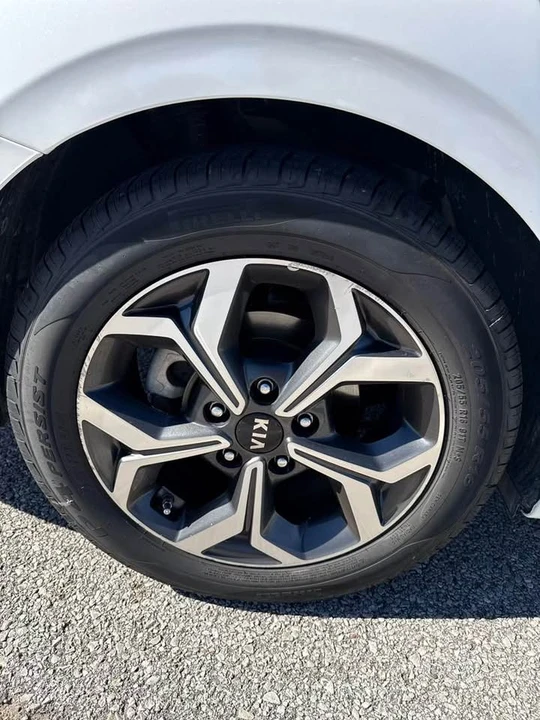 2021 Kia Forte - Image 7 of 13