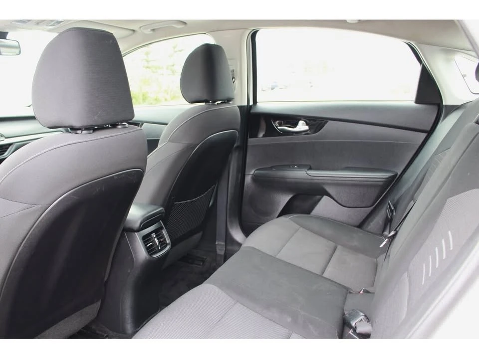 2021 Kia Forte - Image 19 of 20