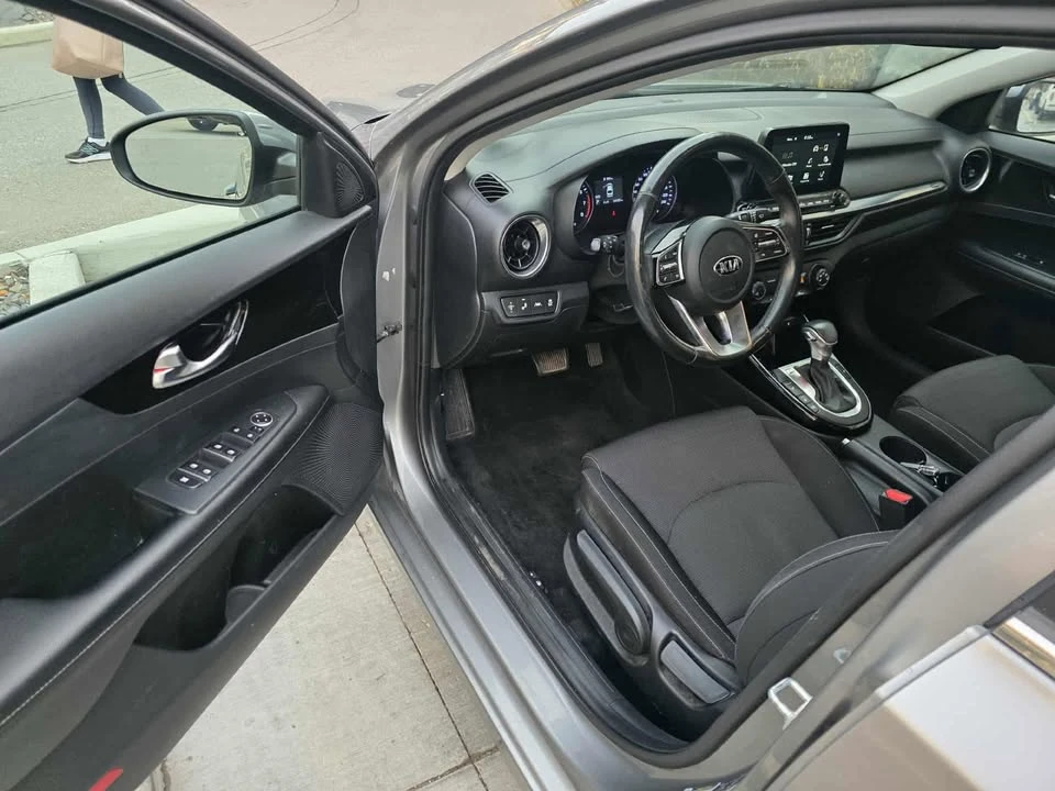 2021 Kia Forte - Image 6 of 8