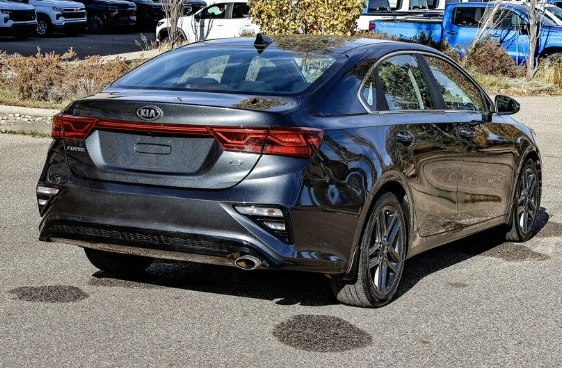 2021 Kia Forte - Image 4 of 8