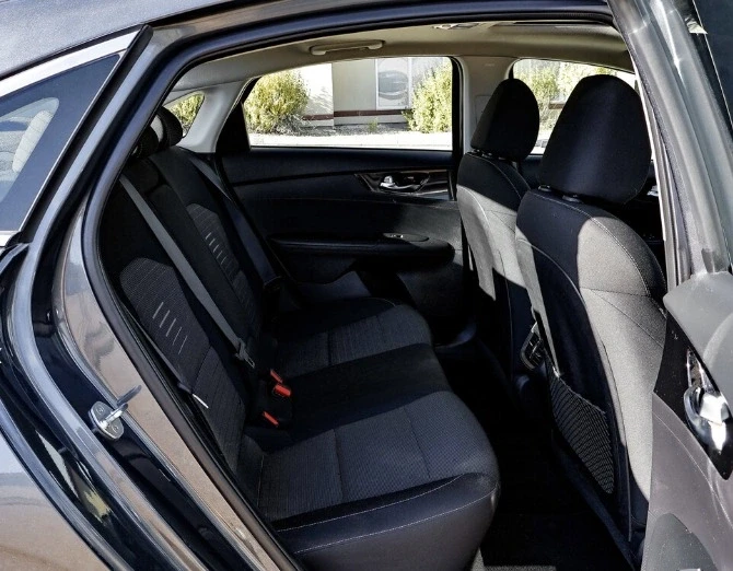 2021 Kia Forte - Image 8 of 8