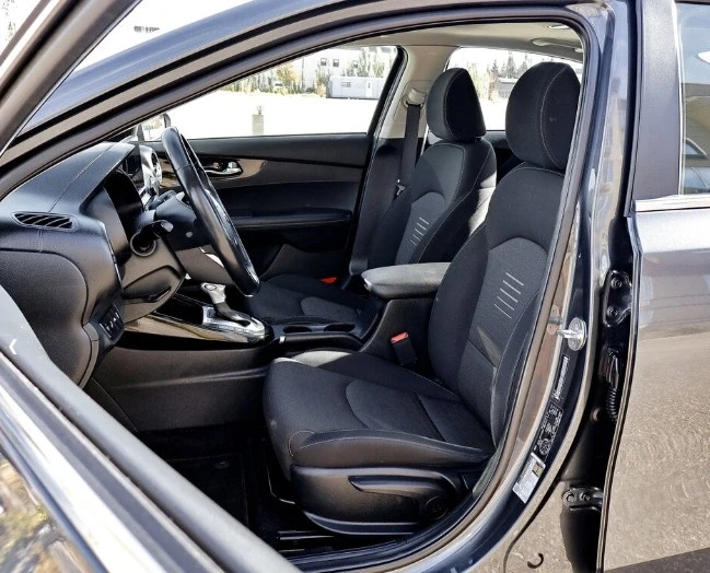 2021 Kia Forte - Image 5 of 8