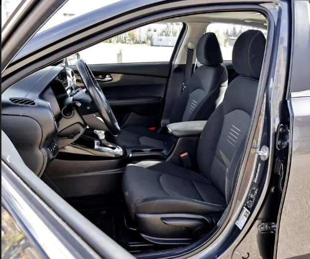 2021 Kia Forte - Image 5 of 8