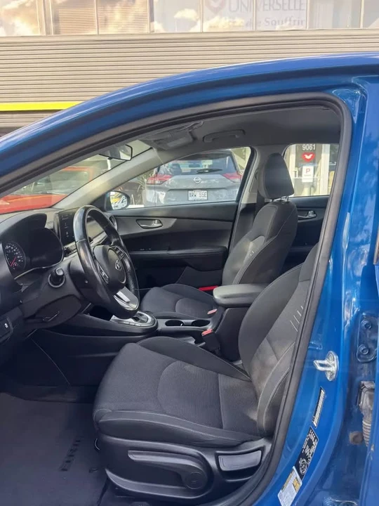 2021 Kia Forte - Image 14 of 18