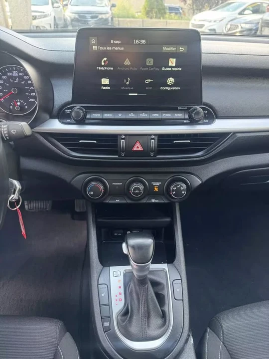 2021 Kia Forte - Image 13 of 18